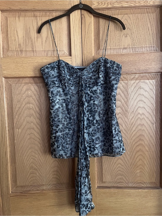 Laundry By Shelli Segal Tops - Laundry By Shelli Segal Gray Leopard Print Cami